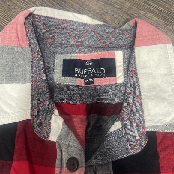 2 buffalo David bitton shirts - Picture 10 of 12